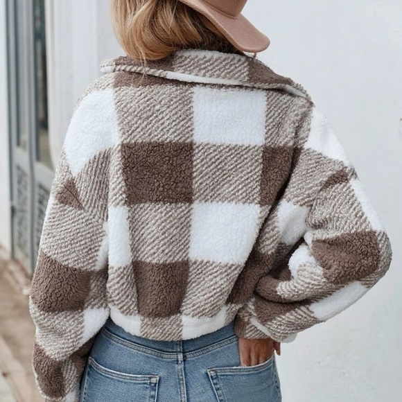 Cozy plaid zip up flannel shacket jacket - Picture 3 of 6